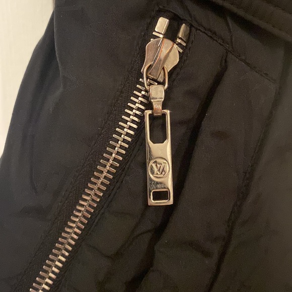 Louis Vuitton down filled winter jacket - Picture 5 of 10